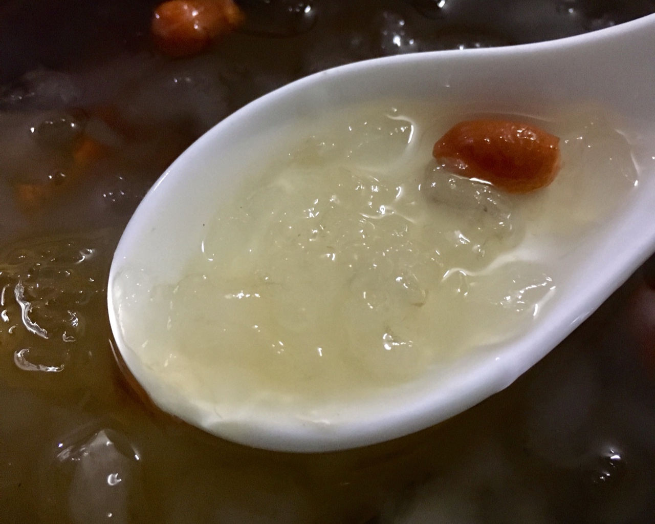 冰糖炖桃胶雪蛤的做法