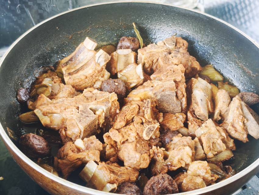 话梅排骨