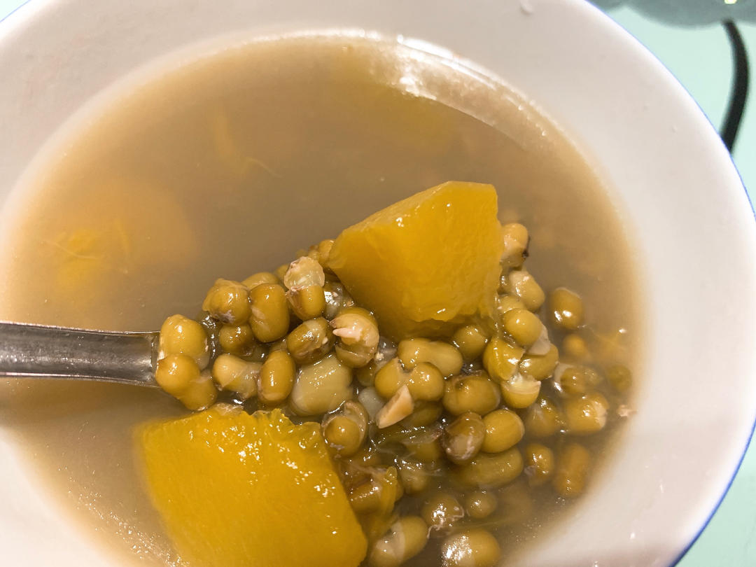 清热润肺的南瓜绿豆汤