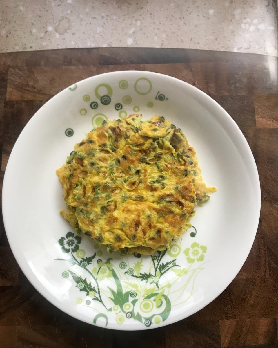 槐花炒鸡蛋