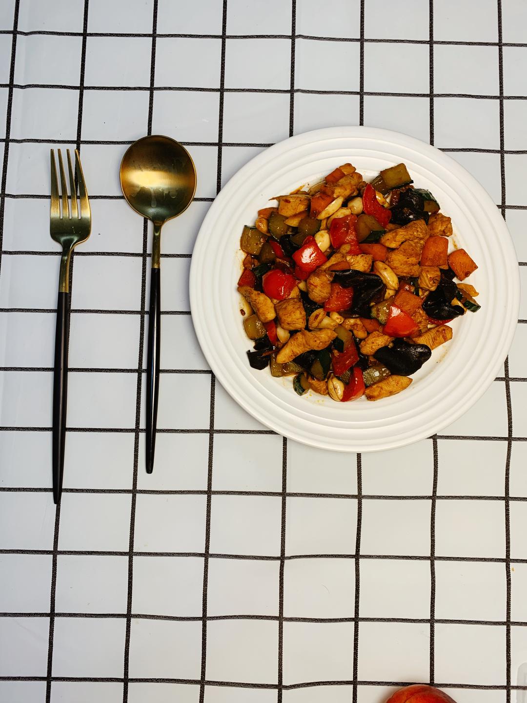 超级下饭的「宫保鸡丁」好吃到舔盘