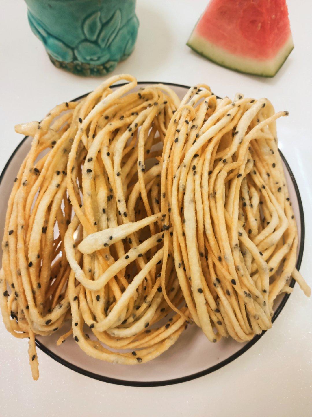 沙漠的沙做的家庭版油炸小馓子散子