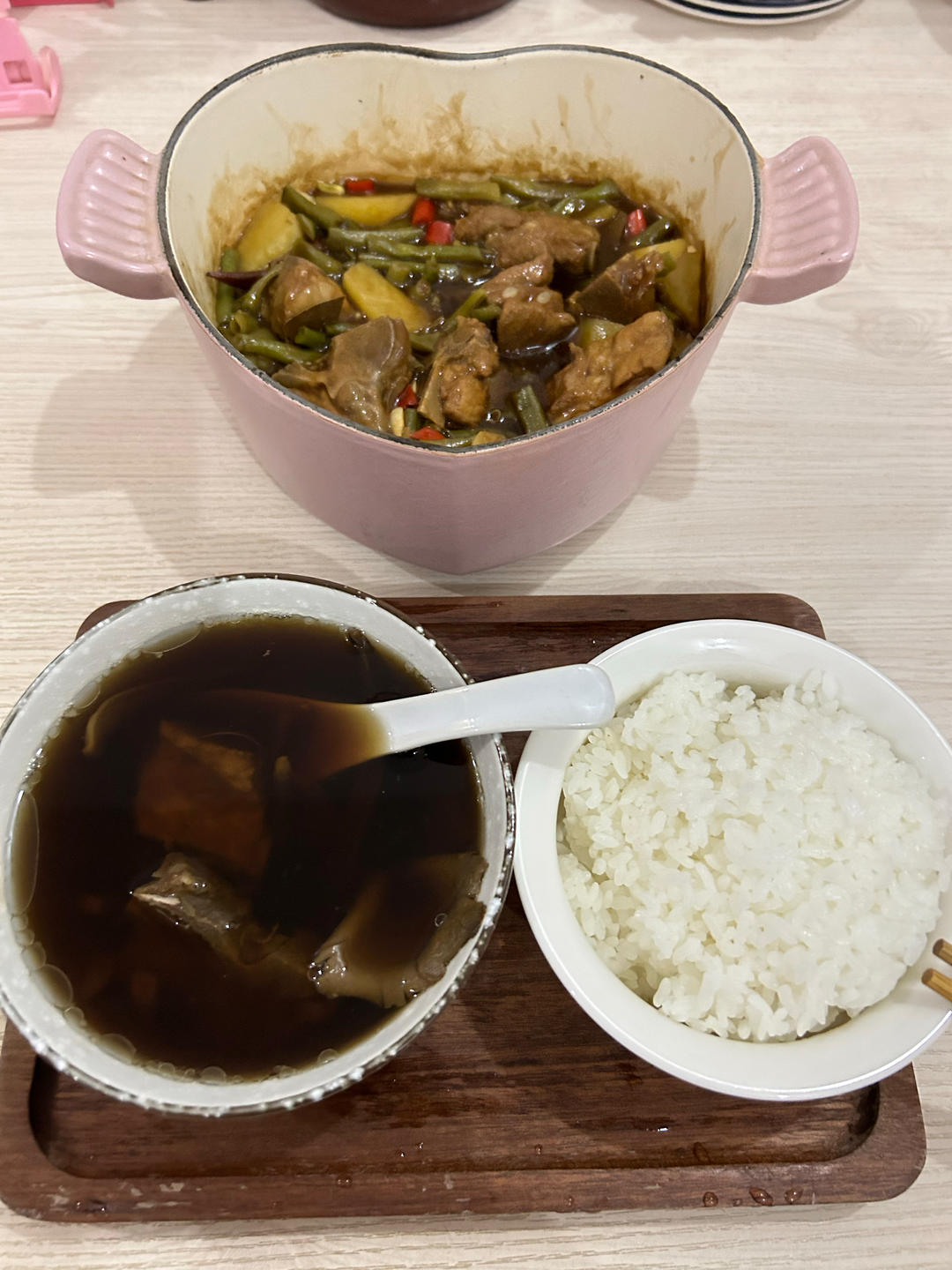 硬菜代表--排骨炖豆角土豆（豆角焖面胚子）