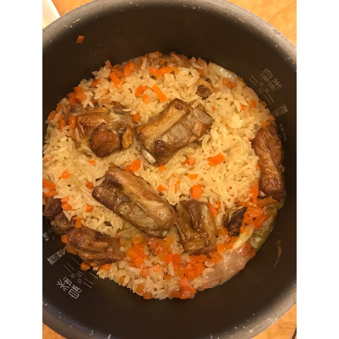喷香排骨焖饭（爆好吃）