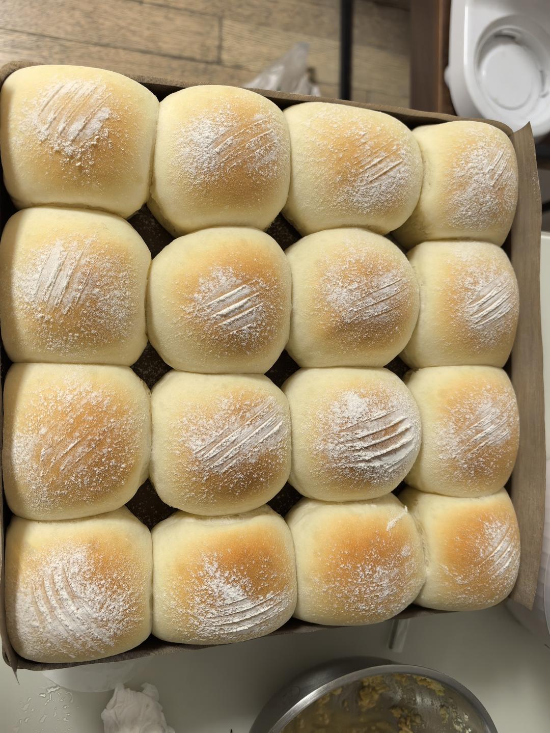 超软的酸奶小餐包