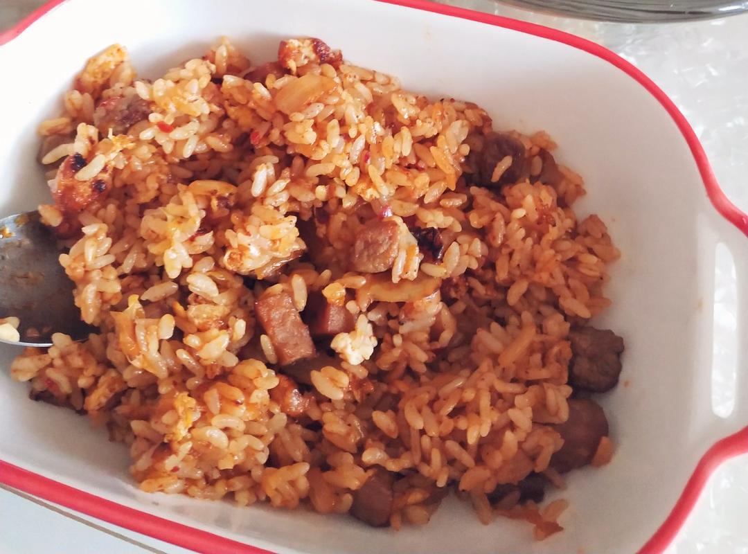 【在当地吃得开吗？泰国篇】
被名厨洪锡天和吕珍九大赞的泡菜炒饭BY李珉宇 김치볶음밥