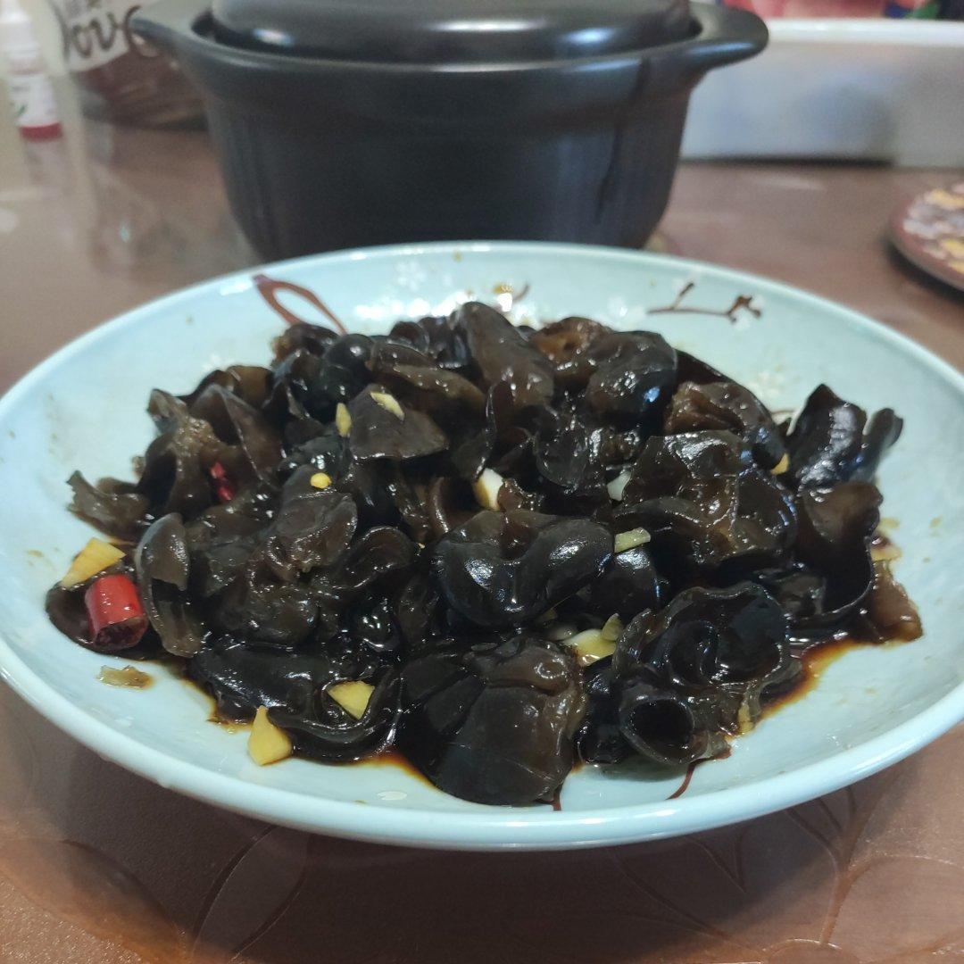 凉拌爽脆木耳