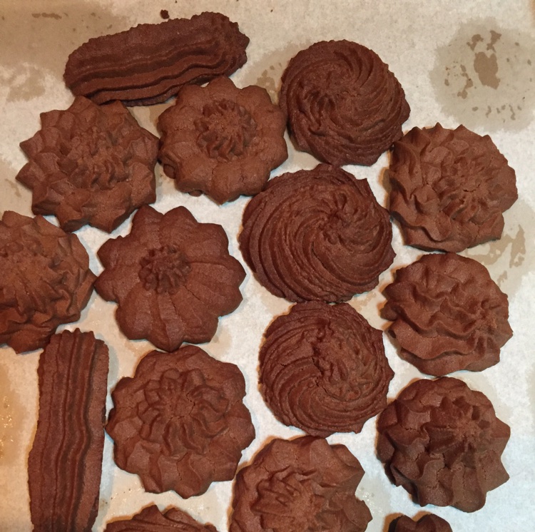 多种口味曲奇（香草、巧克力、抹茶）