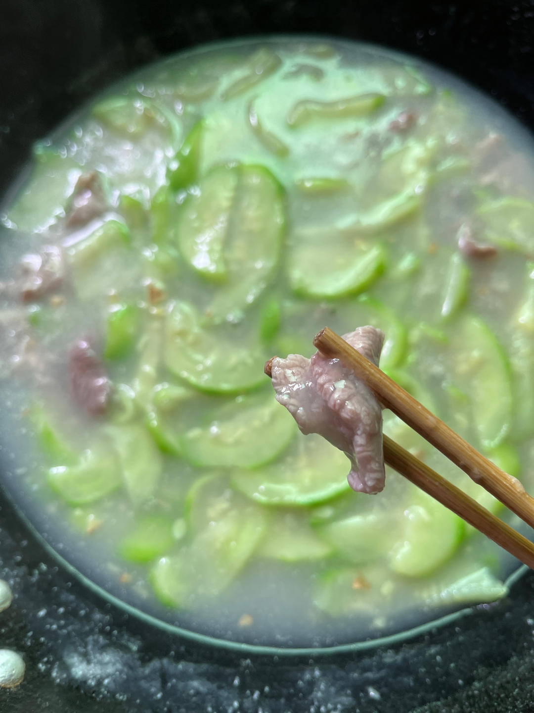 时蔬丝瓜滑肉汤