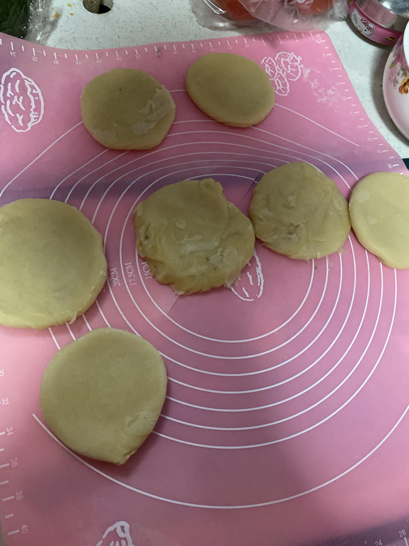 半发面空心糖酥饼