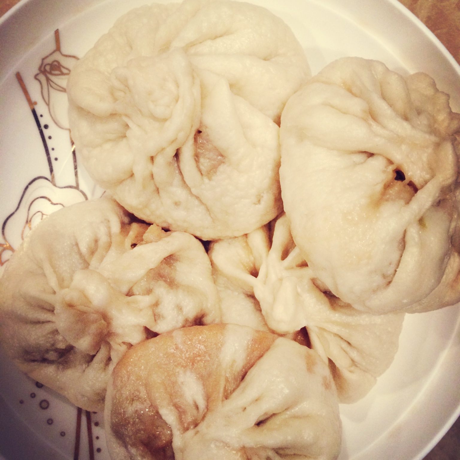鲜美多汁的洋葱牛肉包子