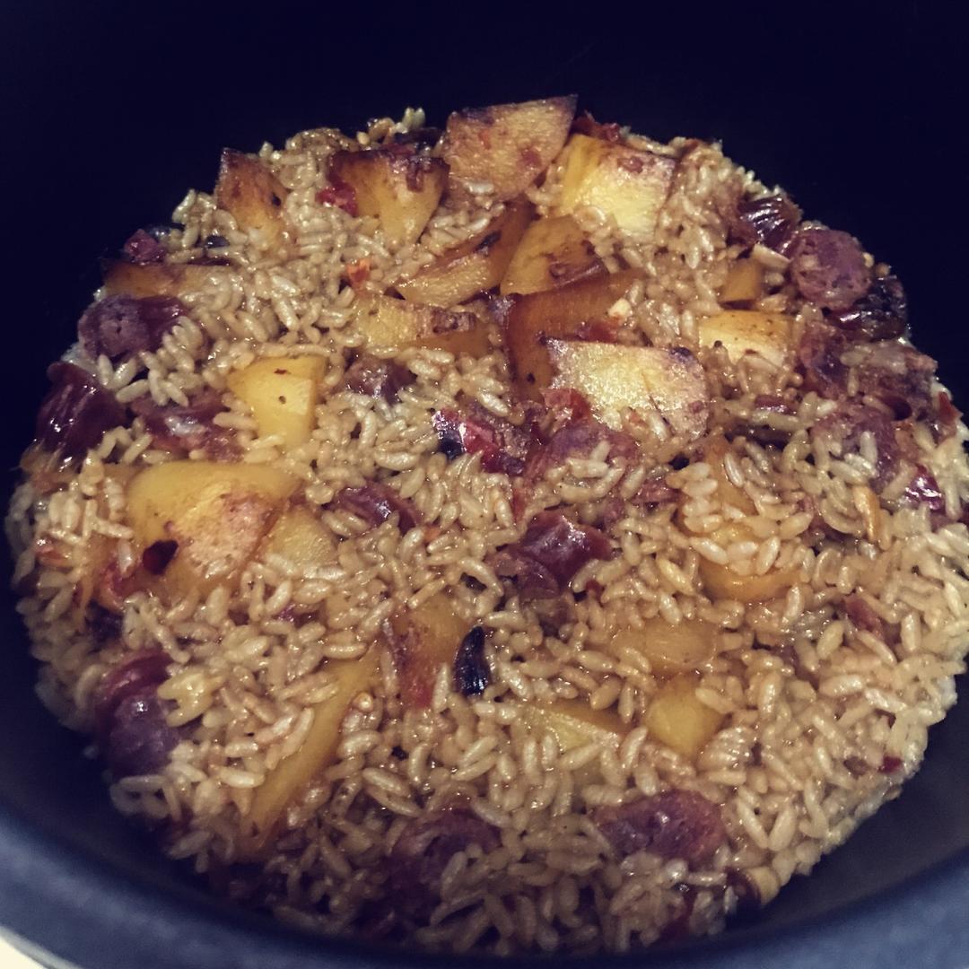 土豆焖饭（电饭锅版）