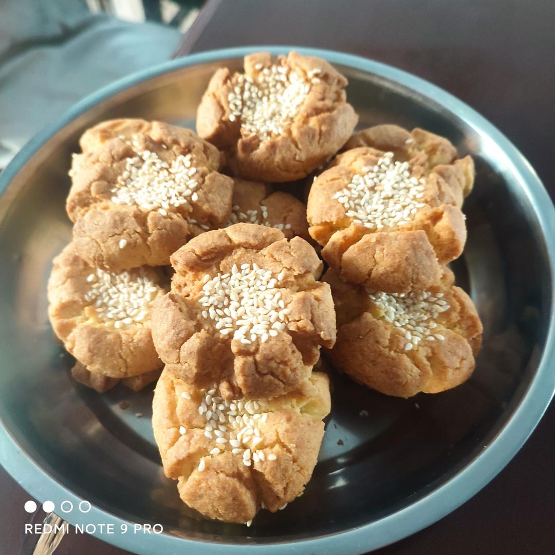 轻轻一按就碎掉的原味桃酥（不输猪油版）