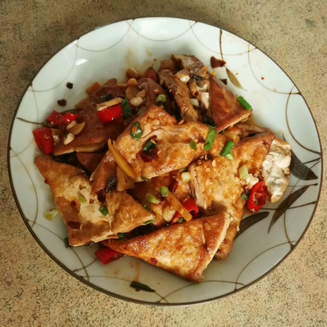 外酥里嫩的煎豆腐