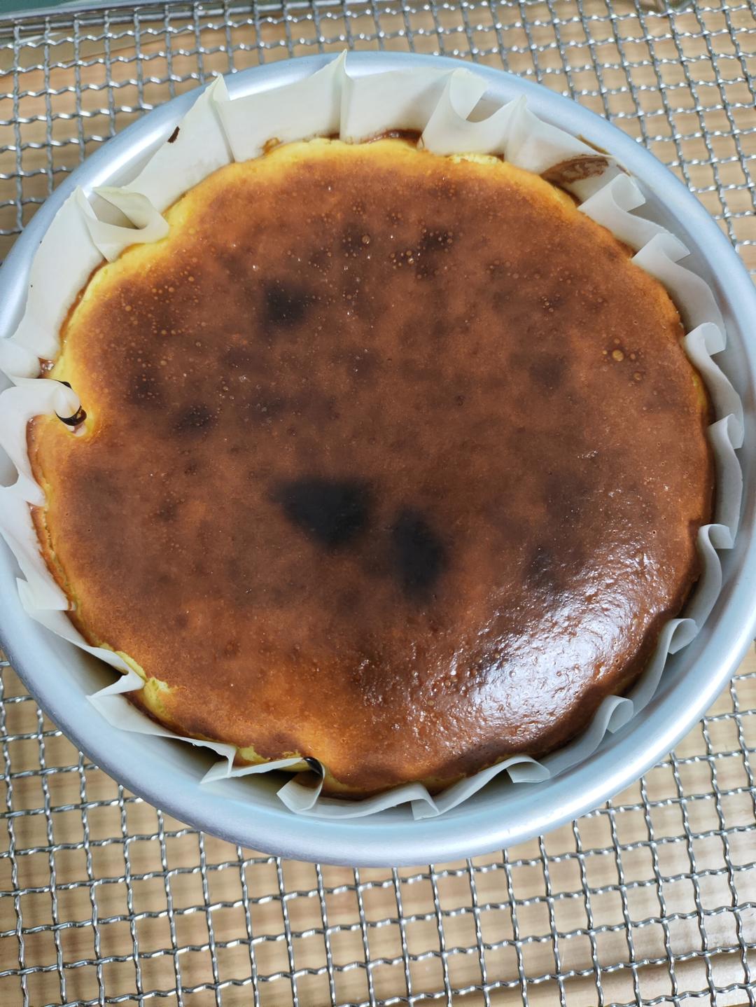巴斯克重芝士蛋糕