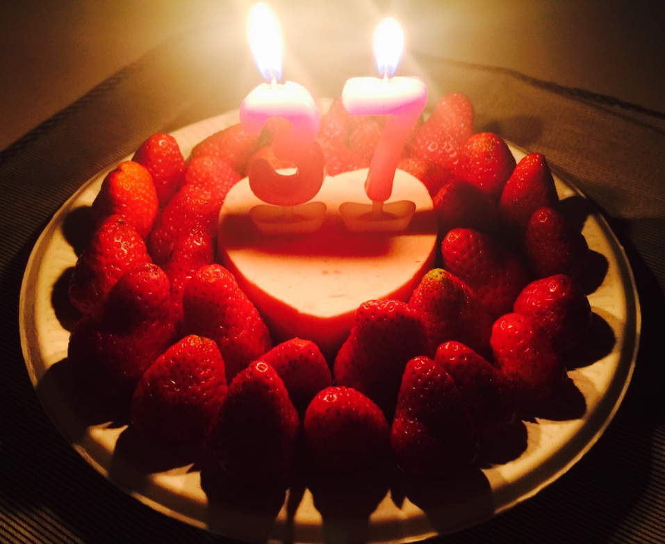 草莓生日蛋糕