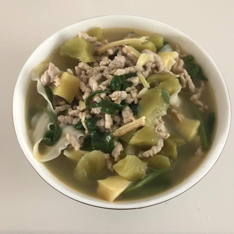 榨菜肉丝面