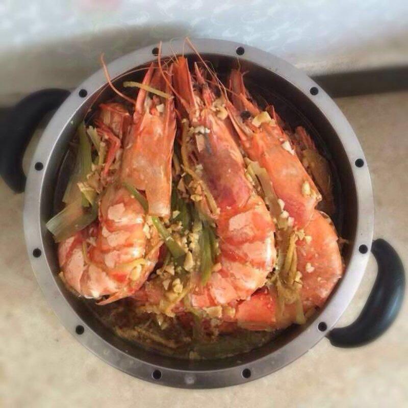 蒜蓉粉丝蒸大虾