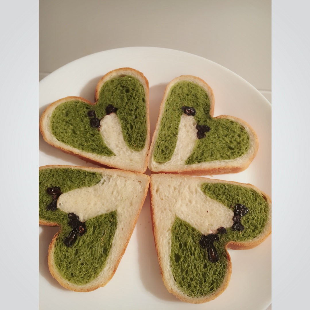 蜜豆抹茶心形吐司