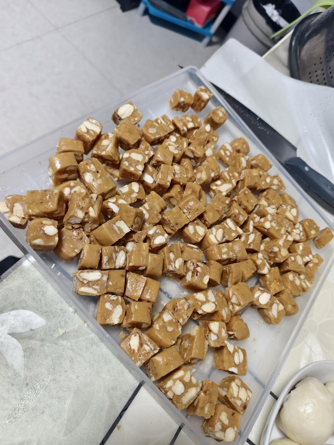 太妃糖，新手做，真的很成功耶！没有出油！咸甜适中！平底锅版本！