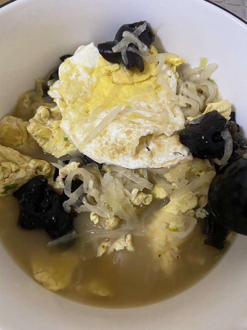 黄磊同款萝卜丝煎蛋汤