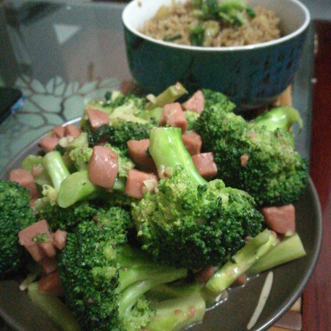 蚝油蒜蓉西兰花