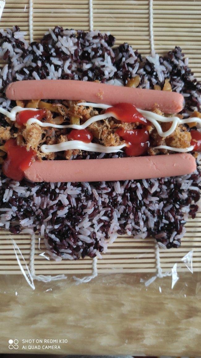 就像有句话所说：成年人的世界里，从来就没有“容易”二字。很多时候，你只能单枪匹马，直面生活的兵荒马乱。