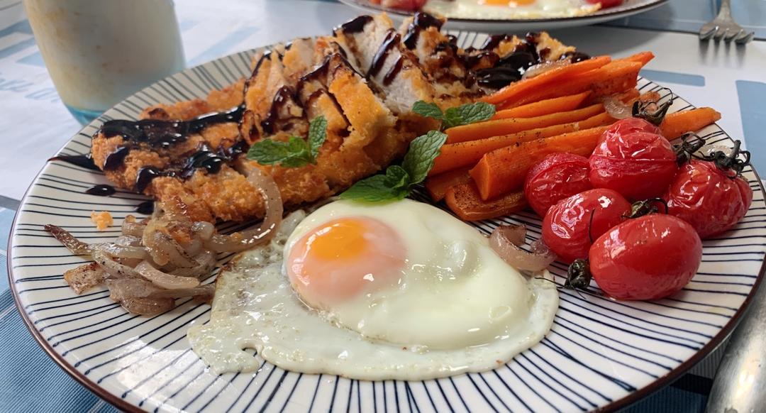 芝士面包糠烤鸡排