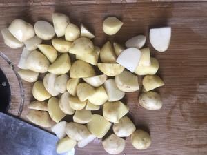 乱七八糟香香小土豆的做法 步骤2