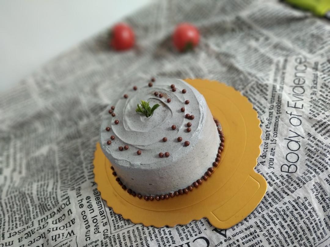 《Tinrry+》芝麻蛋糕