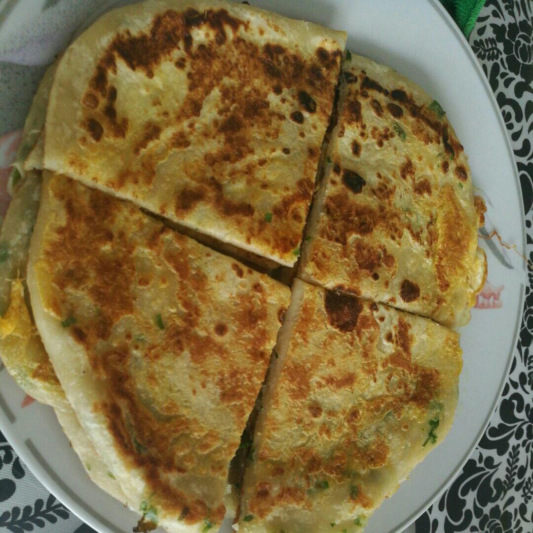 鸡蛋葱油饼                  （更新饼坯保存方法）