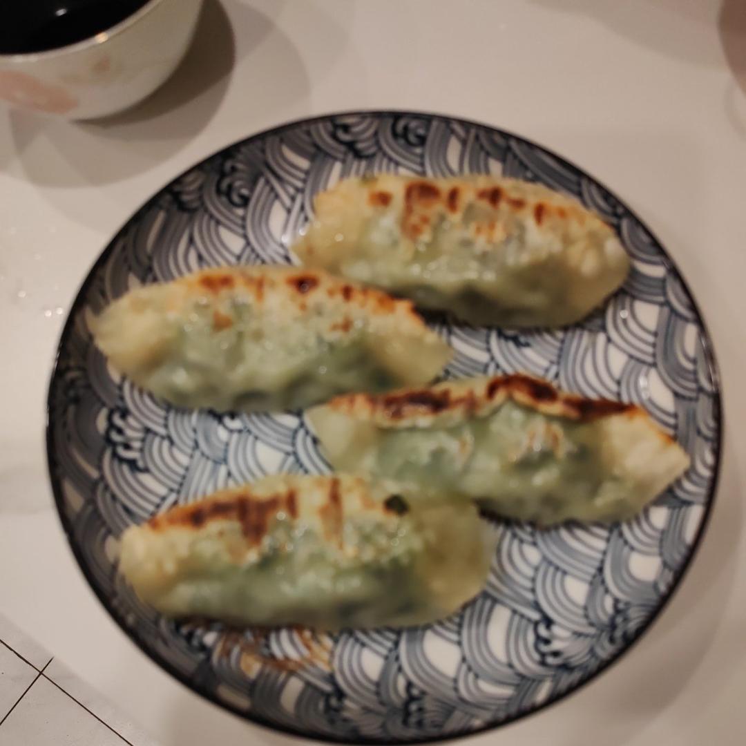我是一份煎饺（生煎速冻饺）