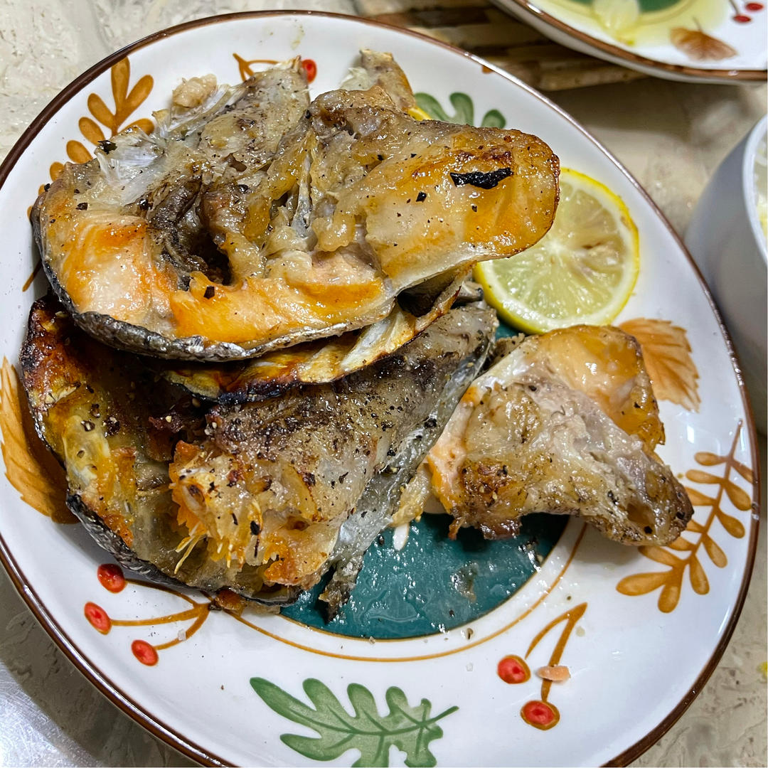 香烤三文鱼头-味道完胜日料店