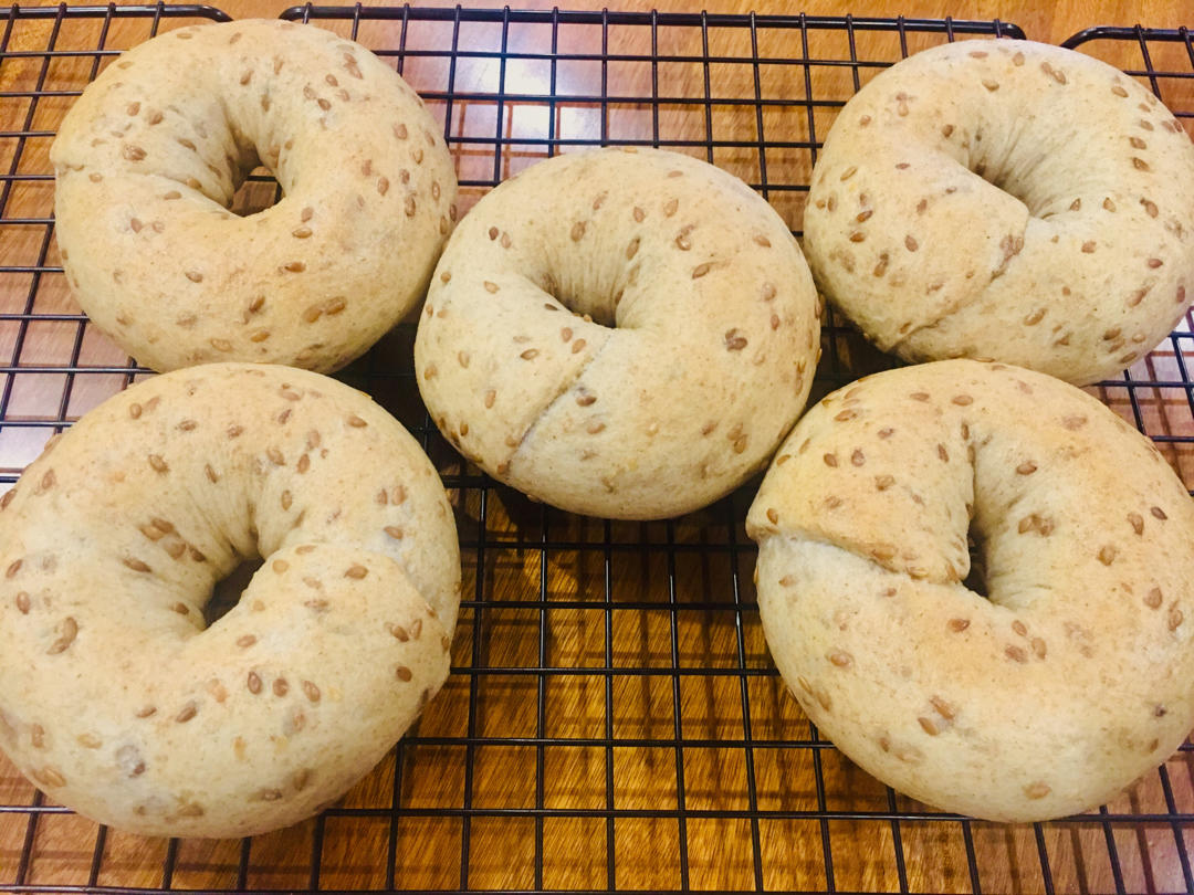 亚麻籽全麦贝果