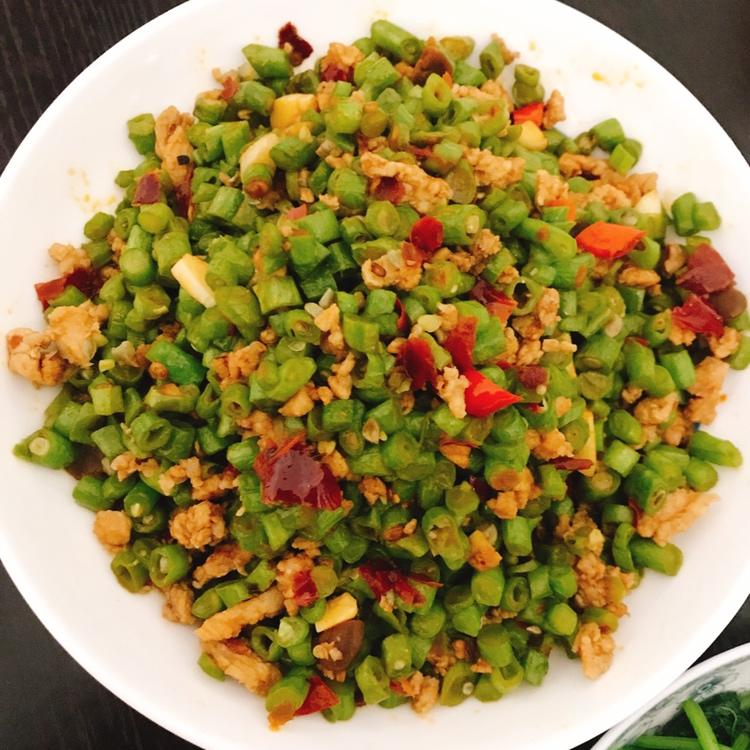 肉沫豆角下饭菜
