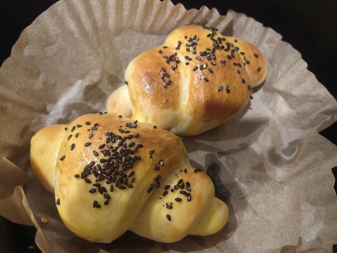 奶香牛角包🥐！空气炸锅版！超级简单！
