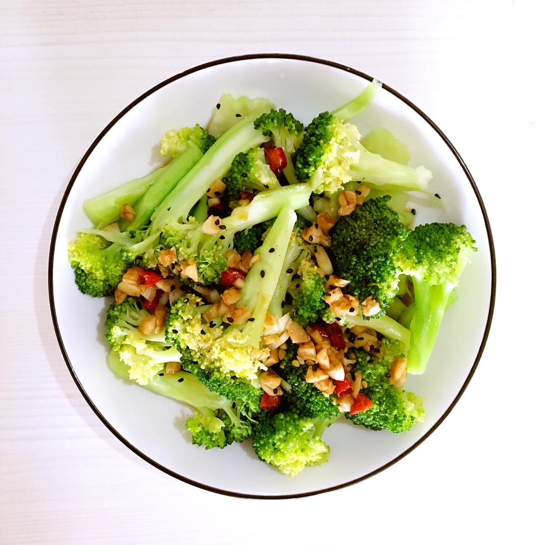 sherryxu做的凉拌西兰花辣的