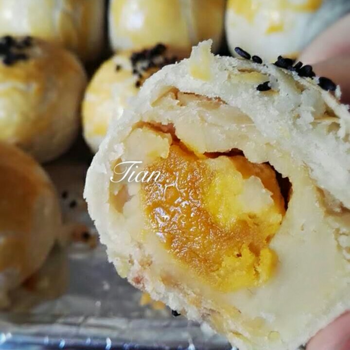 蛋黄酥（古早味）