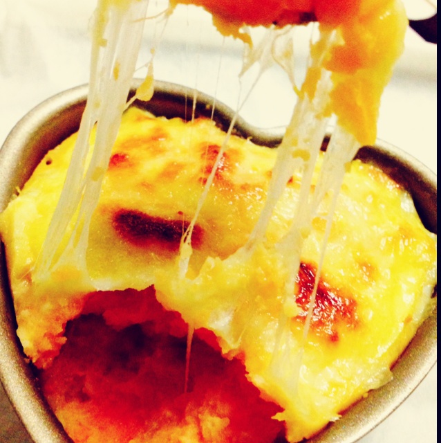 时の伊昂づ做的芝士奶油焗红薯