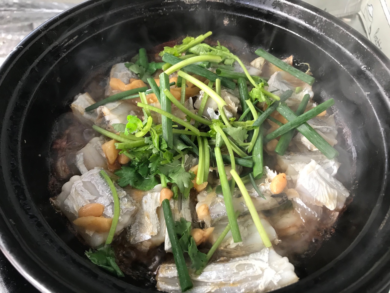砂锅焗海鱼的做法