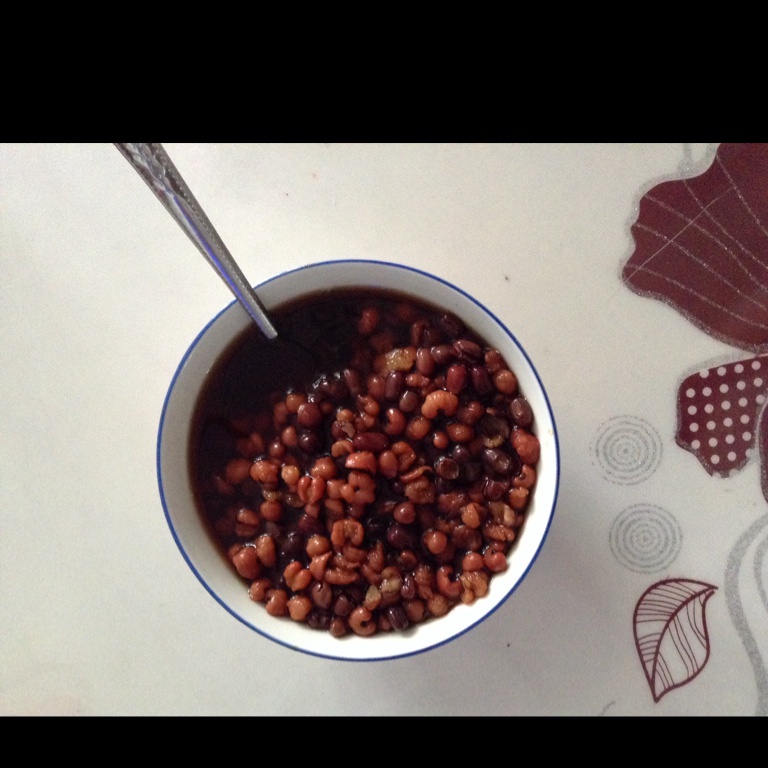 红豆薏米粥 (Red Bean and Pearl Barley Congee)