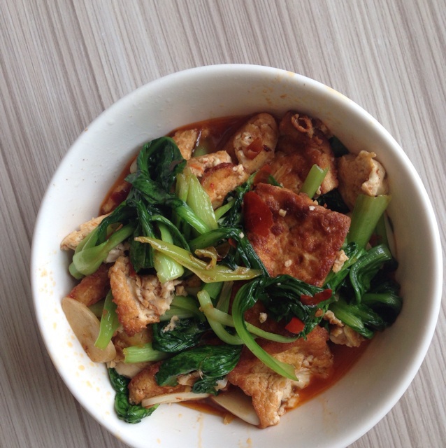 家常青菜烧豆腐