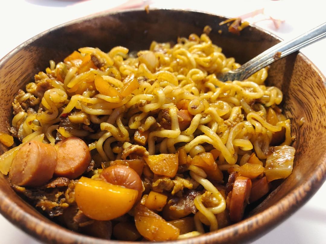 炒方便面￨幸福感爆棚