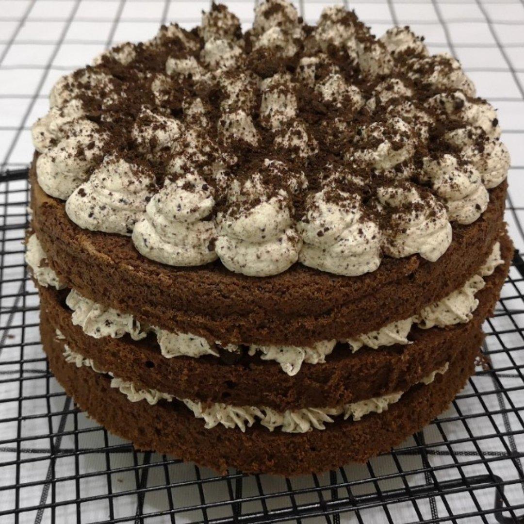 巧克力奥利奥碎奶油夹心蛋糕