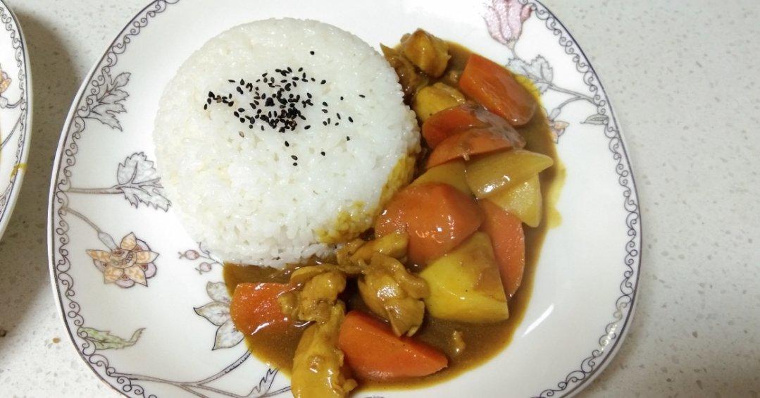 咖喱鸡肉饭