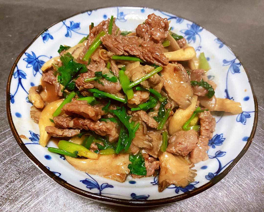 平菇牛肉的做法