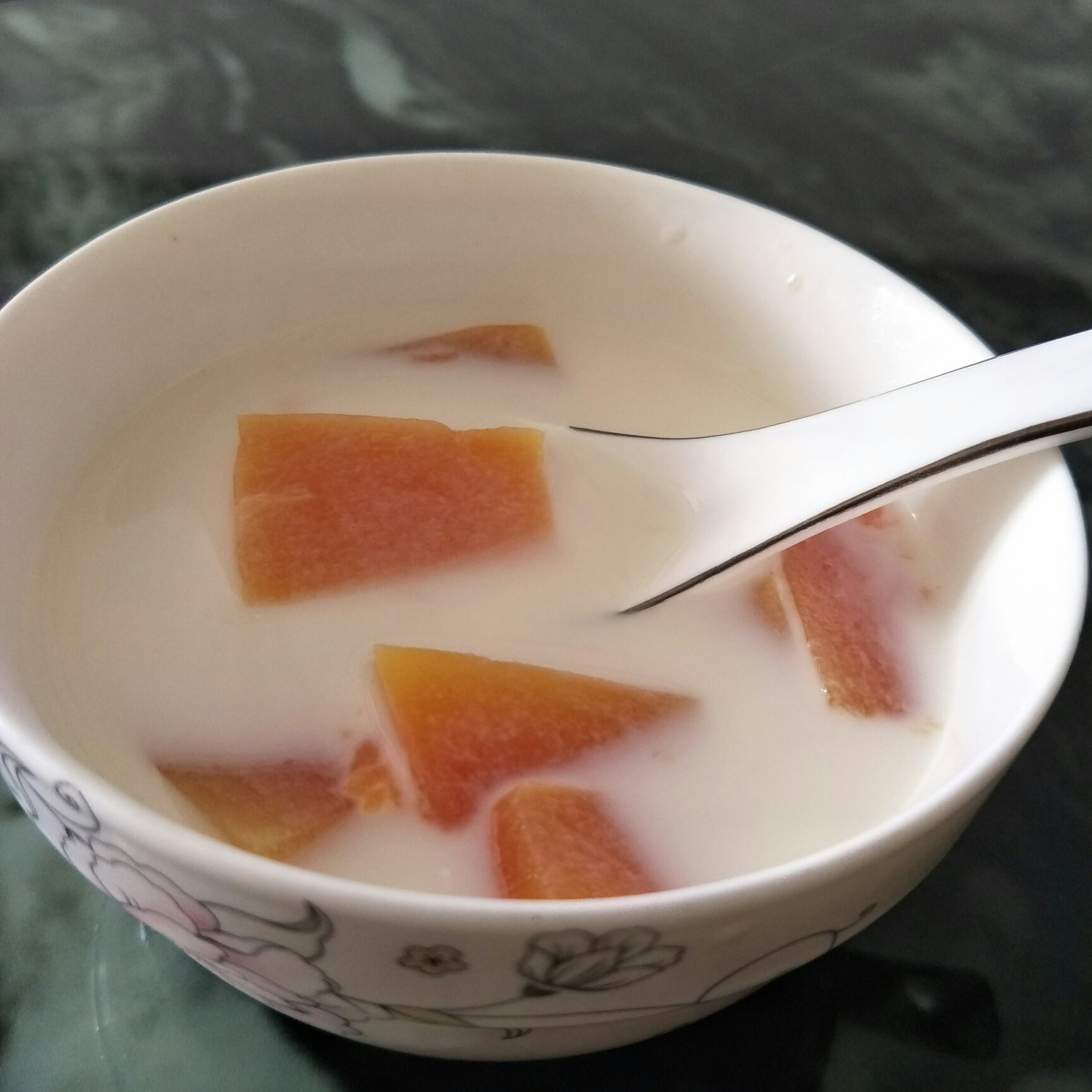 andreacsx做的红枣木瓜炖牛奶