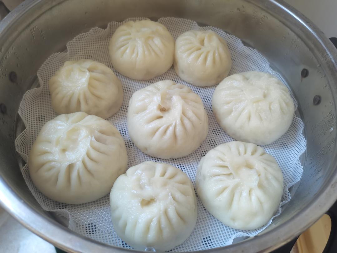 一出笼就抢光的青萝卜丝肉包