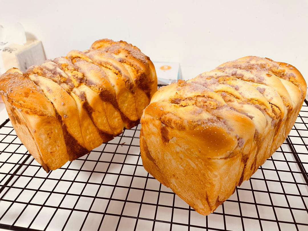 超完美搭配！波兰种芋泥咸蛋黄吐司！