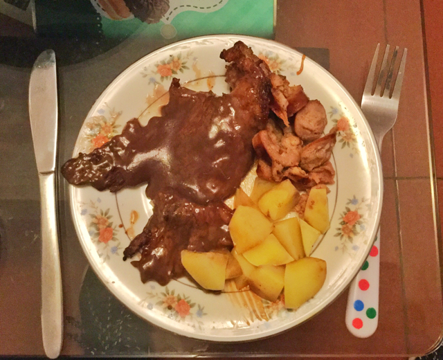 红酒黑胡椒牛排